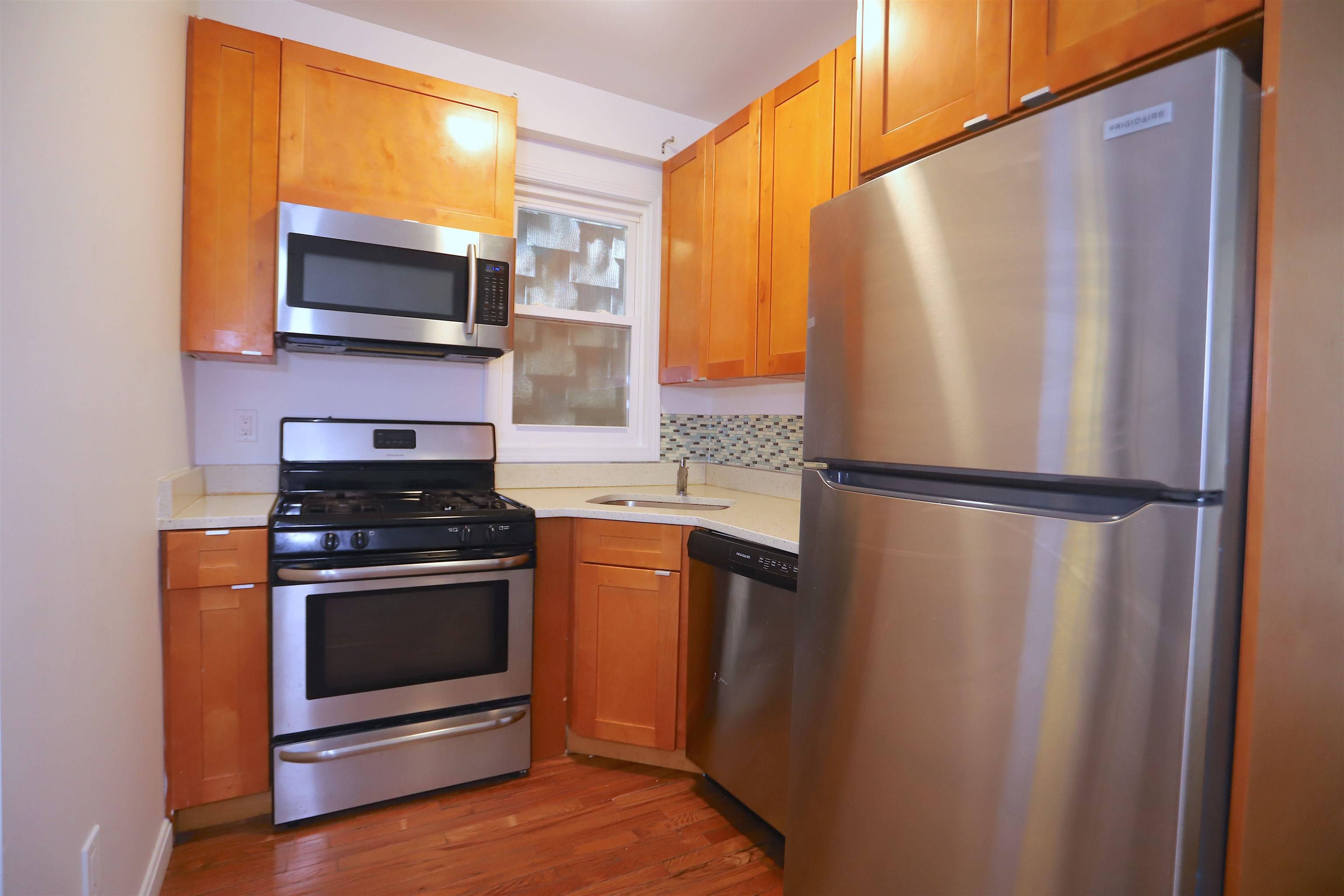 195 WEBSTER AVE  #1, Jc Heights, NJ 07307-1537
