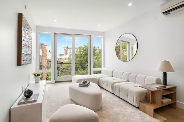 Jc Downtown, NJ 07302,391 1ST ST  #3-C