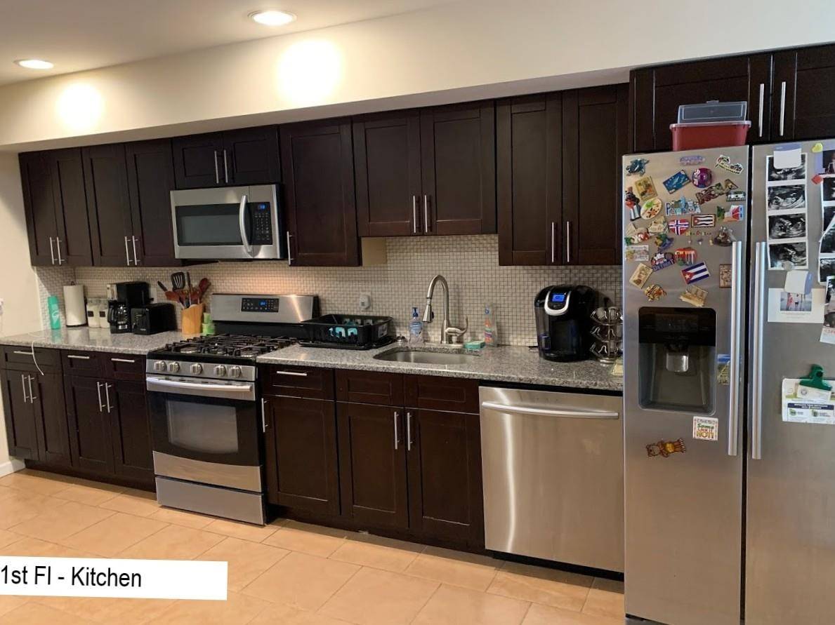 447 MERCER ST  #1, Jc Journal Square, NJ 07302