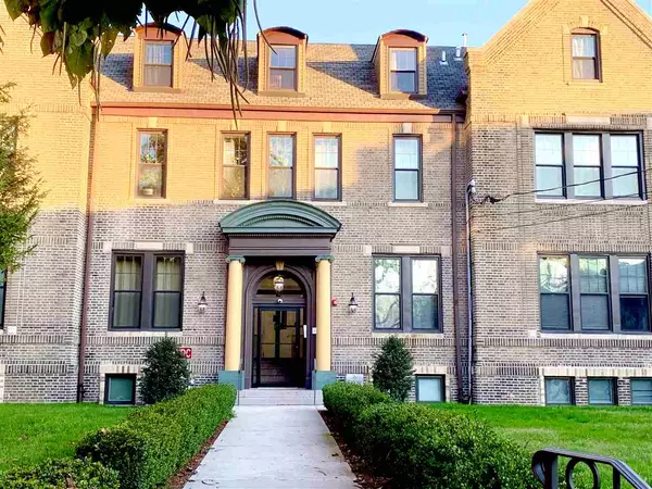 78 SUMMIT AVE #304, Jc Journal Square, NJ 07304