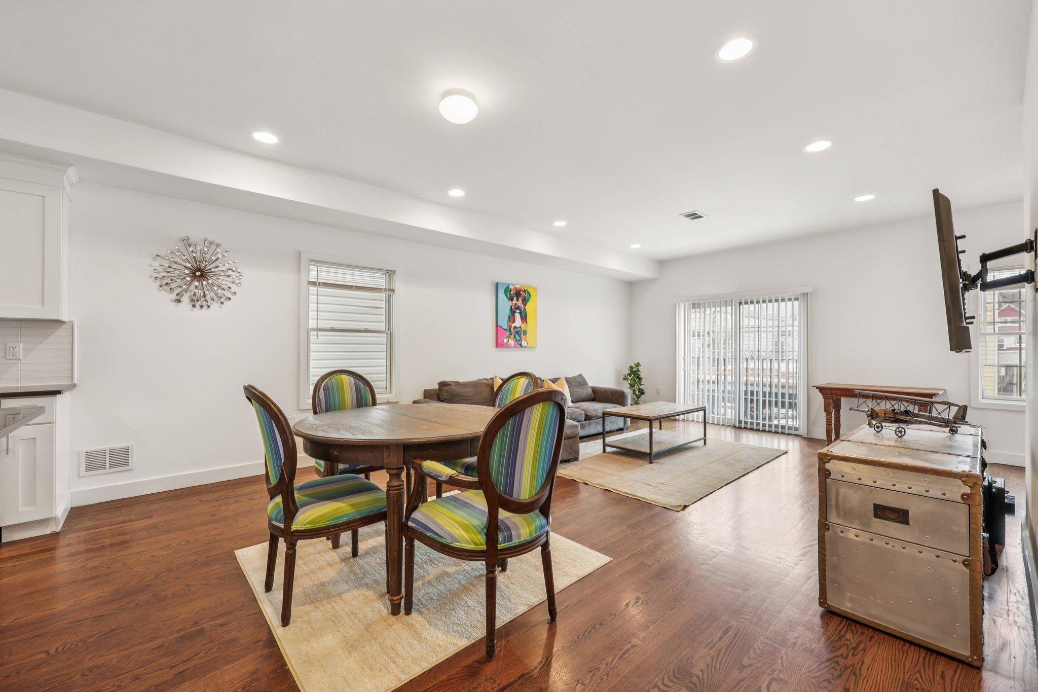 Jc Bergen-lafayett, NJ 07304,259 HALLADAY ST  #1