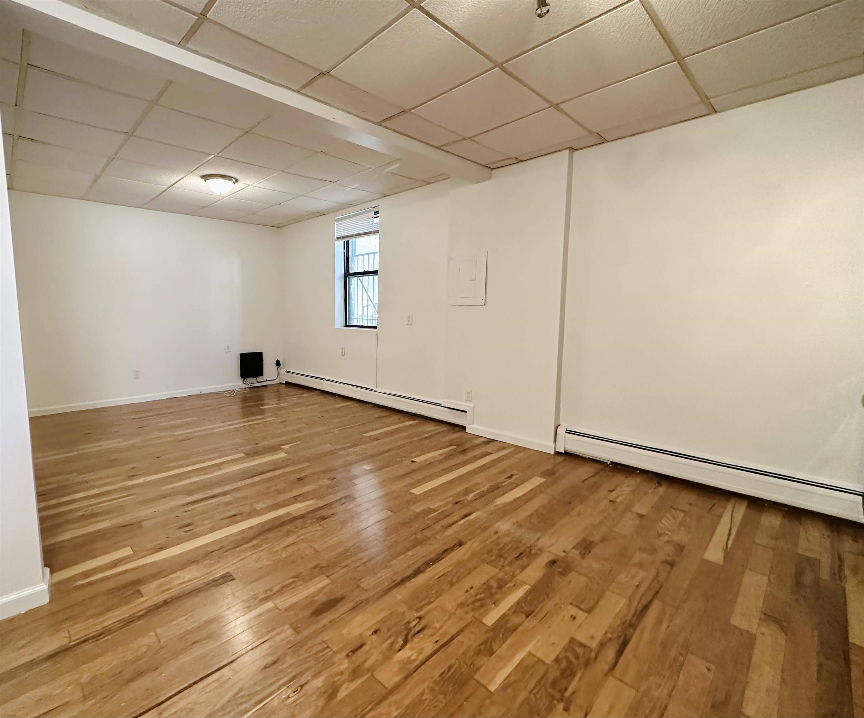Jc Heights, NJ 07307,7 THORNE ST  #2