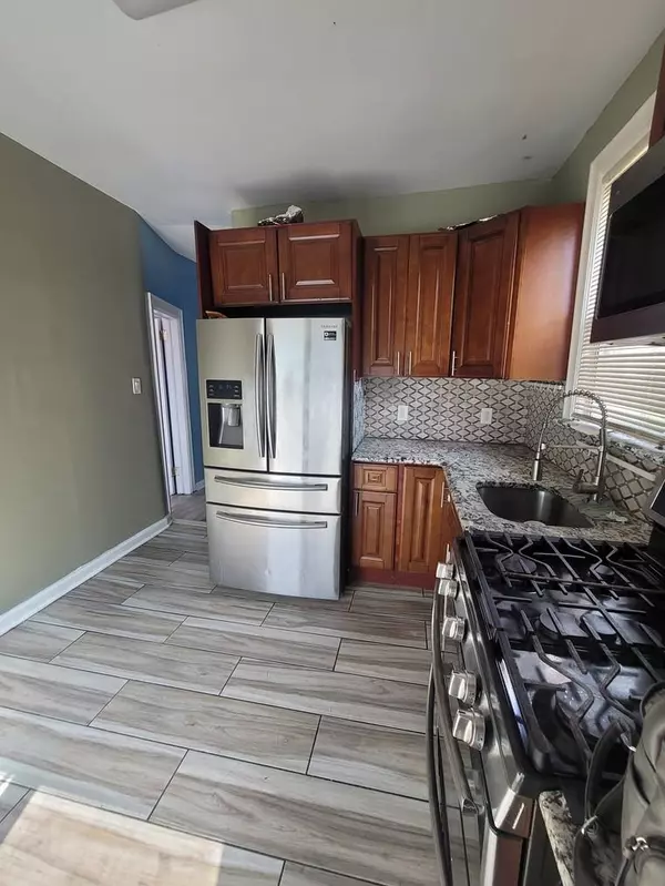 Jc Greenville, NJ 07305,225 MCADOO AVE  #1