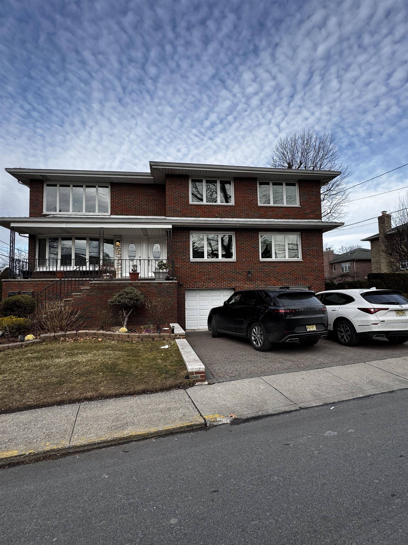 2357 LINWOOD AVE  #2, Fort Lee, NJ 07024