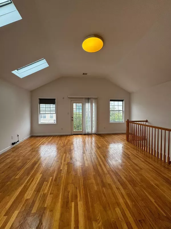 29 BOSTWICK AVE #2, Jc Bergen-lafayett, NJ 07305