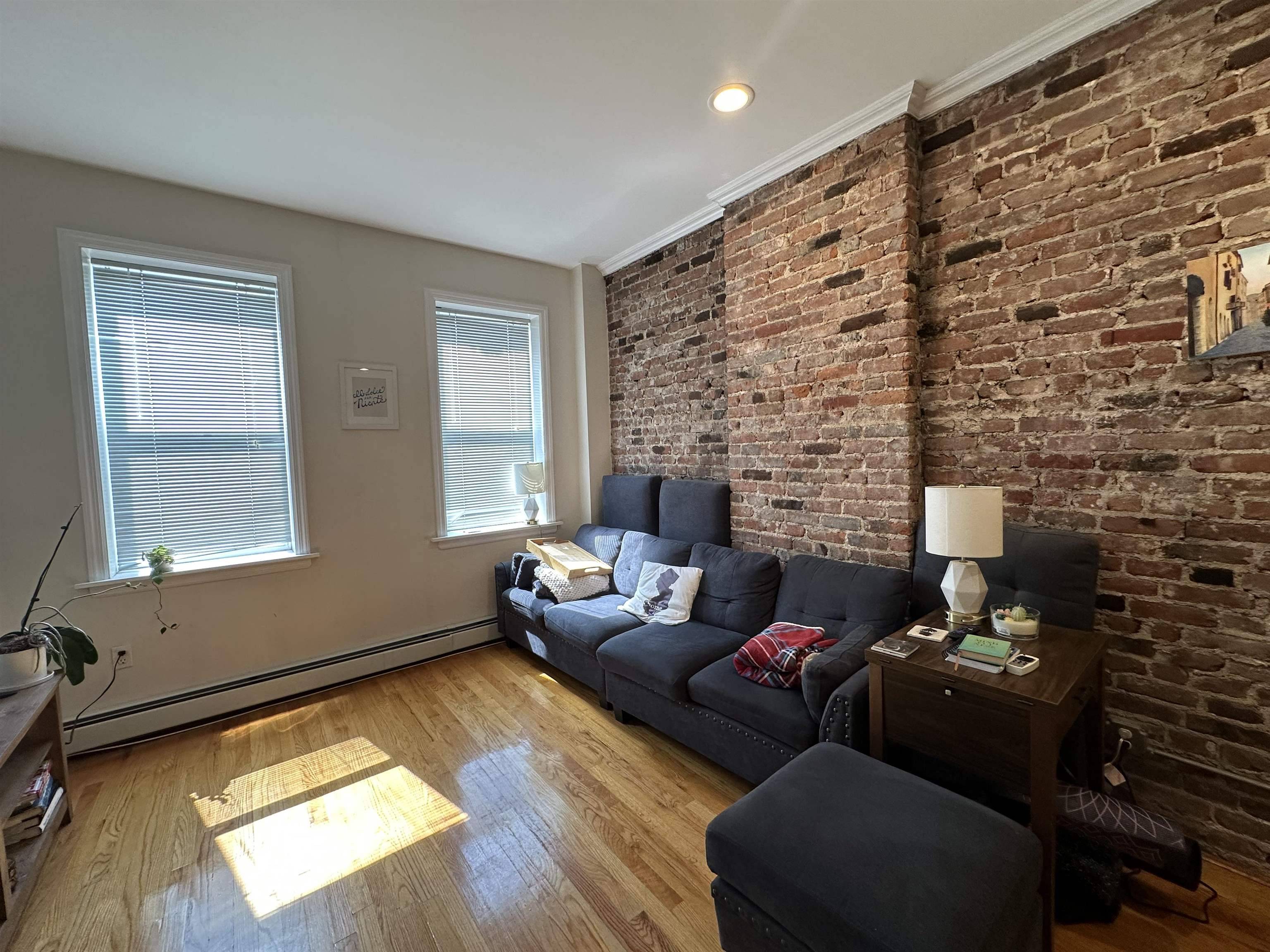 Jc Heights, NJ 07307,273 WEBSTER AVE  #3