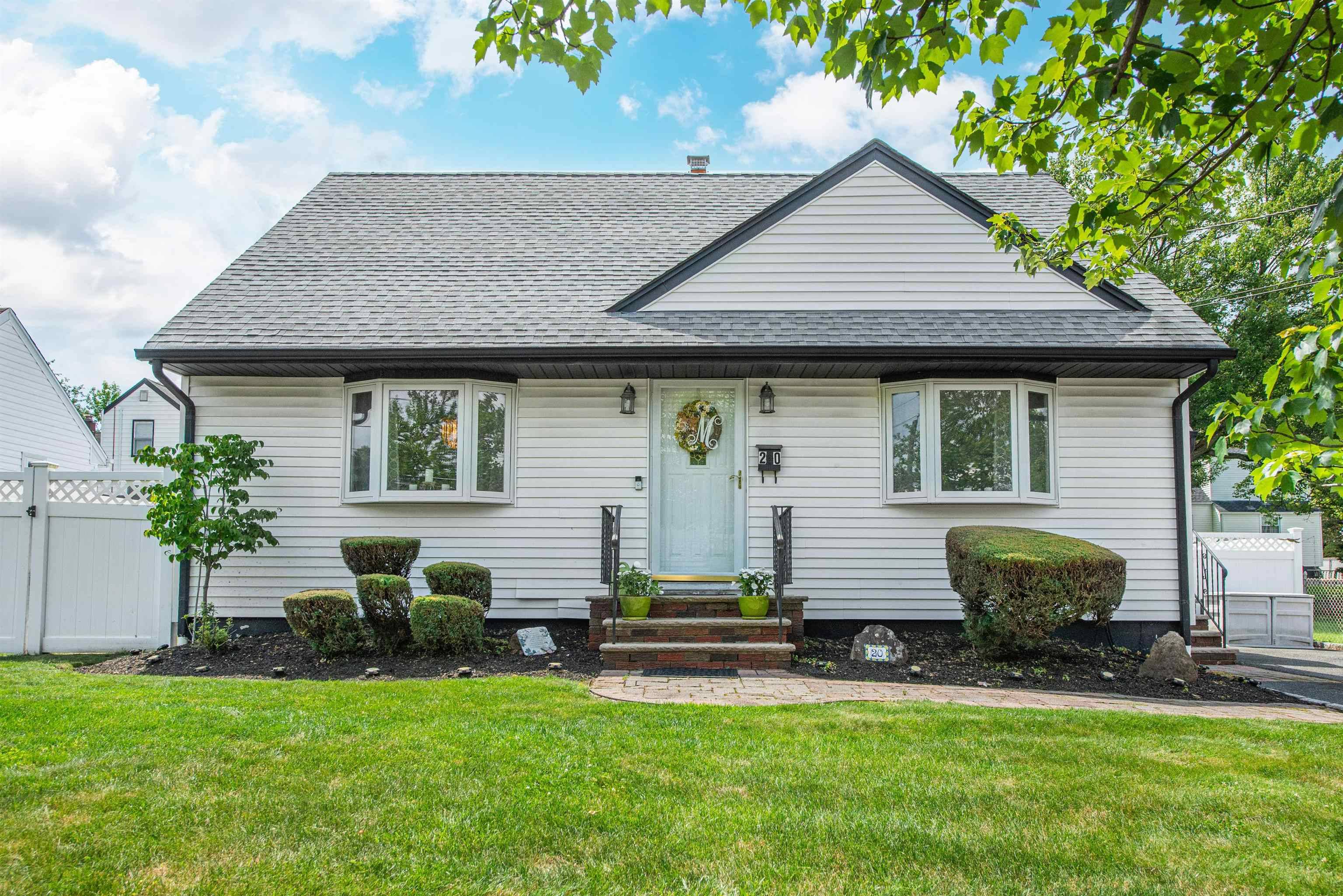 20 BRYANT AVE, Bloomfield, NJ 07003-5402