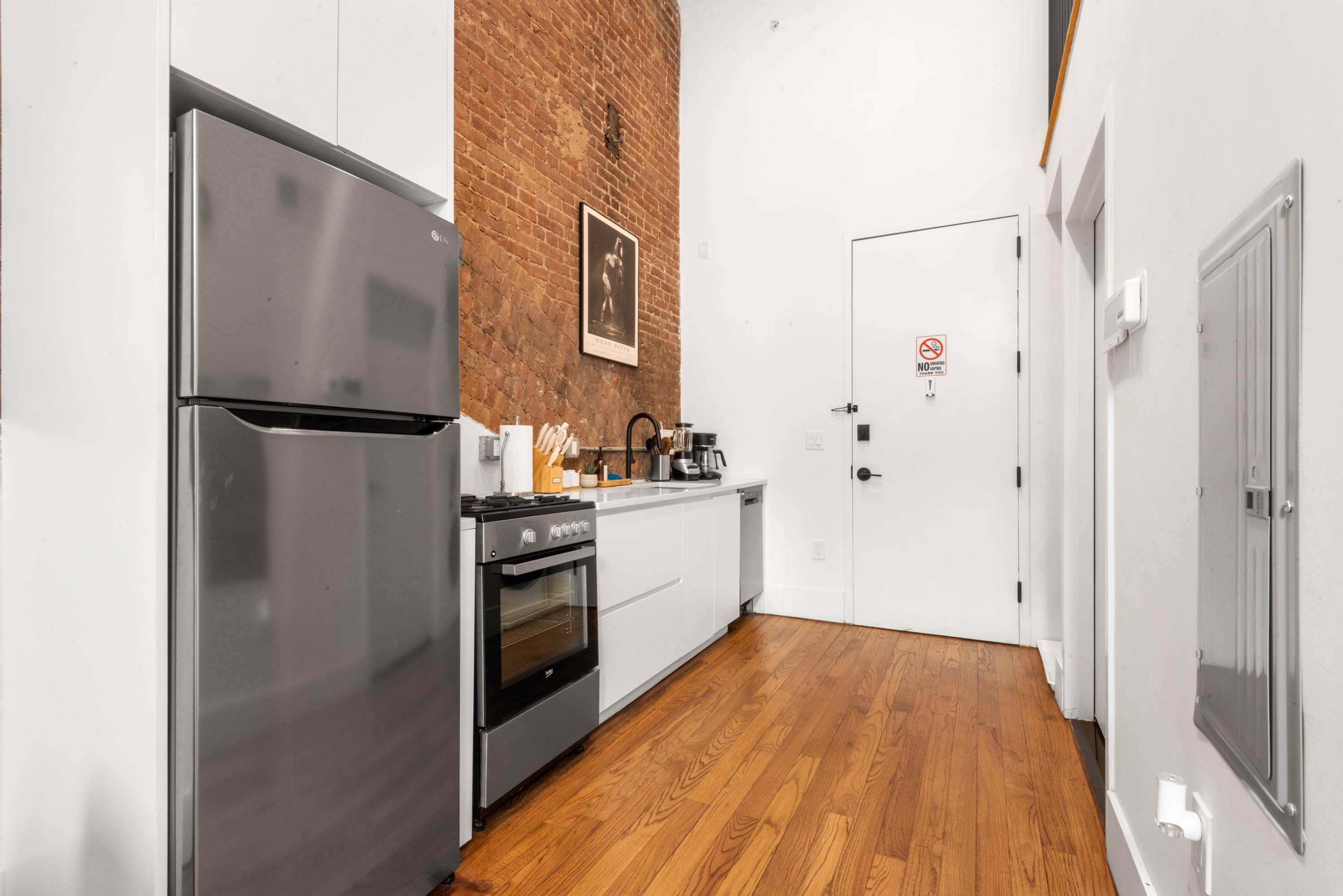 Jc Downtown, NJ 07302,380 MONTGOMERY ST  #2409