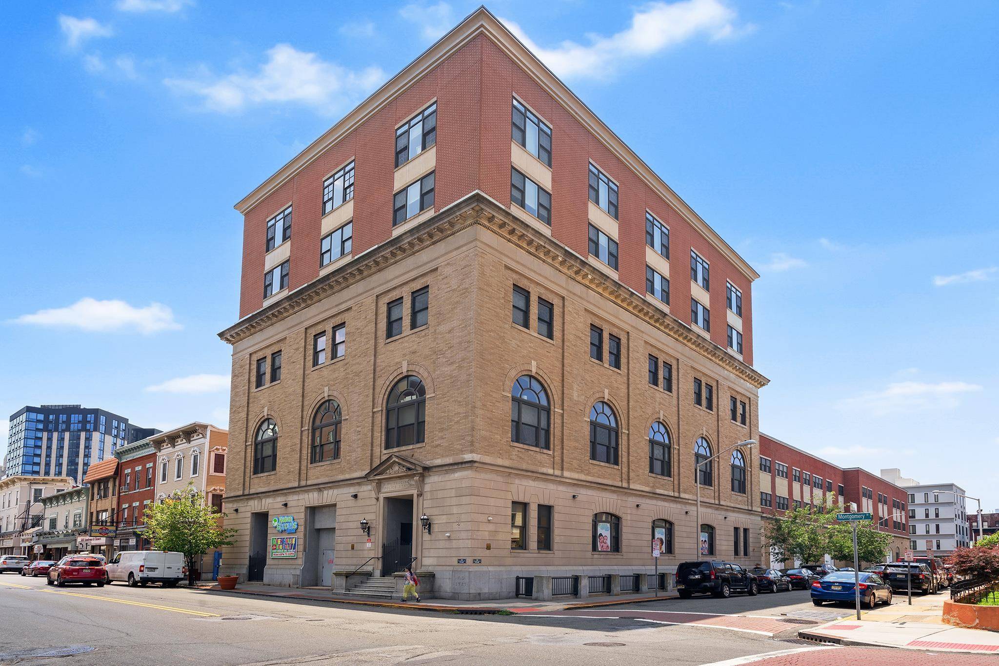 769 MONTGOMERY ST  #211, Jc Downtown, NJ 07306