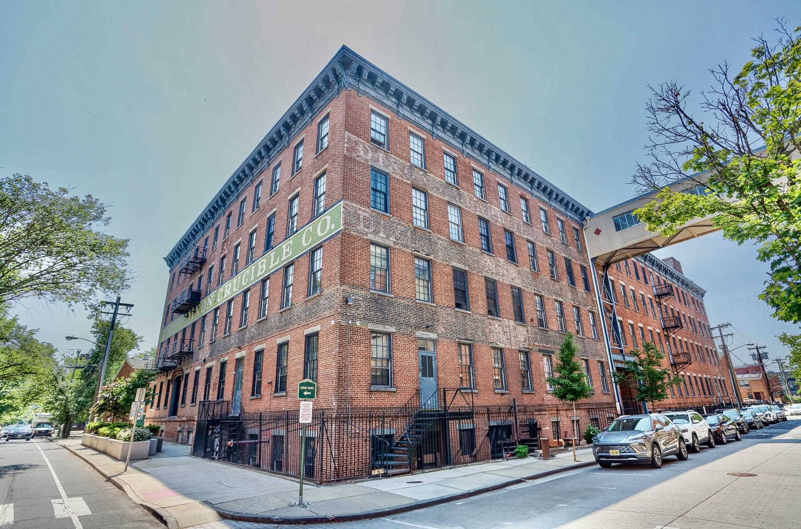 187 WAYNE ST #208C, Jc Downtown, NJ 07302