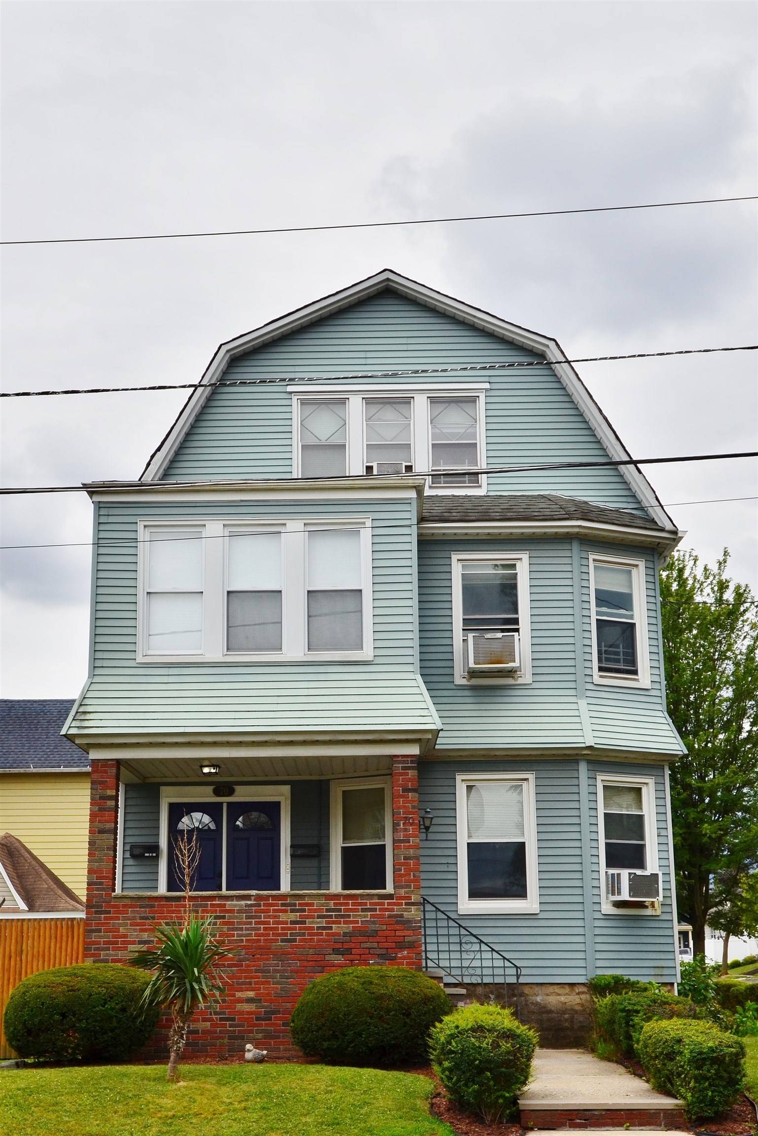 70 BENNETT AVE, Kearny, NJ 07032