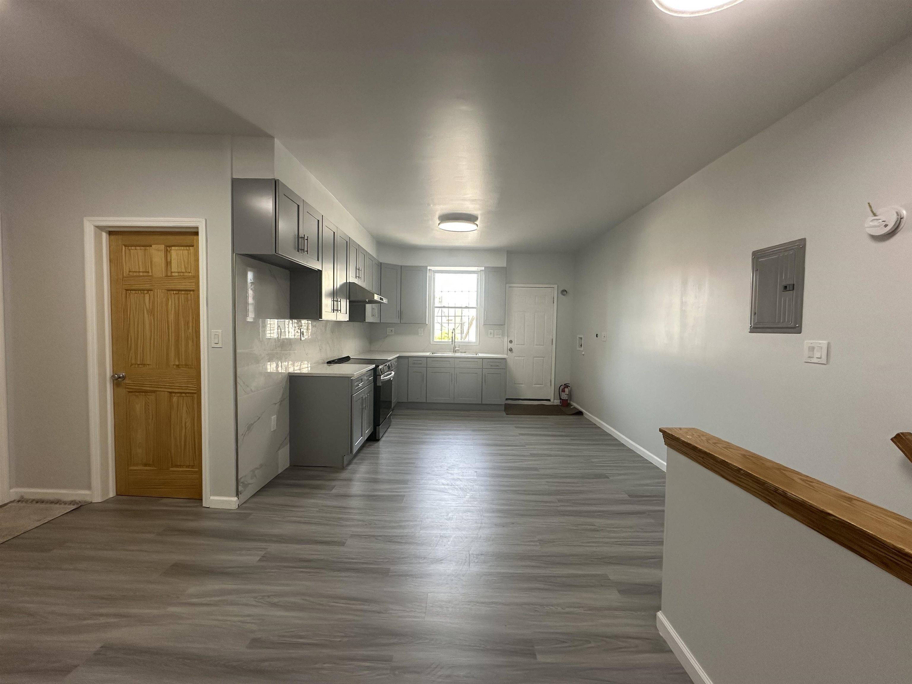 599 OCEAN AVE  #Apt 2, Jc Greenville, NJ 07305-0000