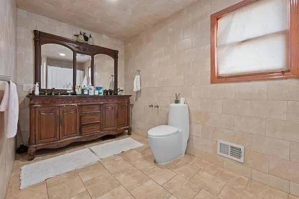 Jc Heights, NJ 07307,105 NELSON AVE  #1