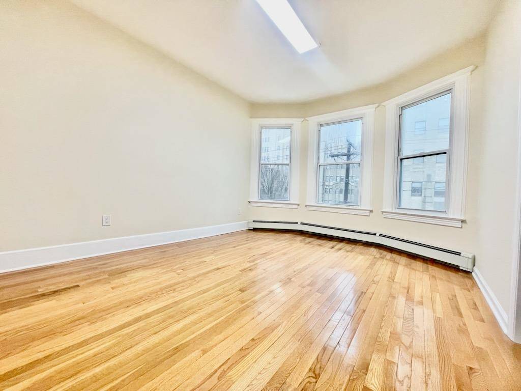 19 BALDWIN AVE  #2, Jc Journal Square, NJ 07304