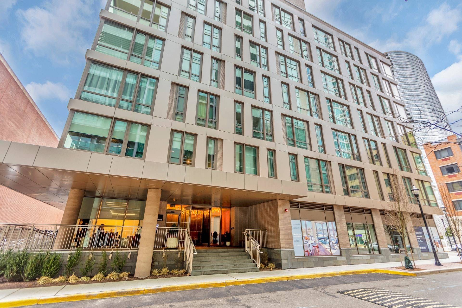 2 SHORE LANE  #410, Jc Downtown, NJ 07310