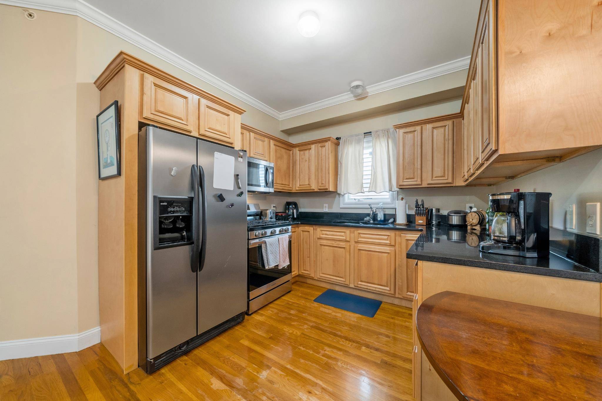 Guttenberg, NJ 07093,301 68TH ST  #8