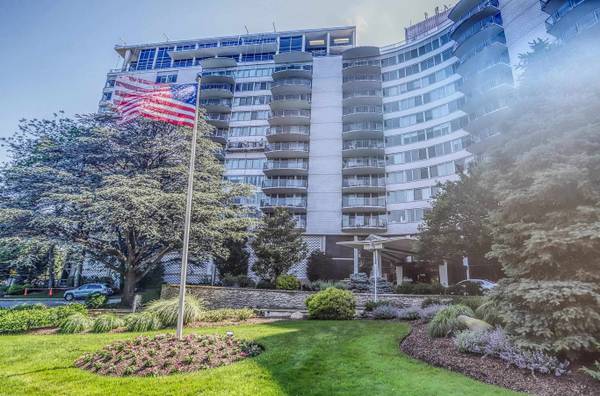 1 CLARIDGE DR #310, Verona, NJ 07044