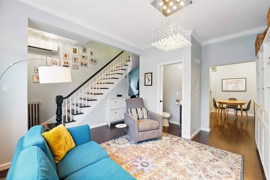 106 GRIFFITH ST, Jc Heights, NJ 07307