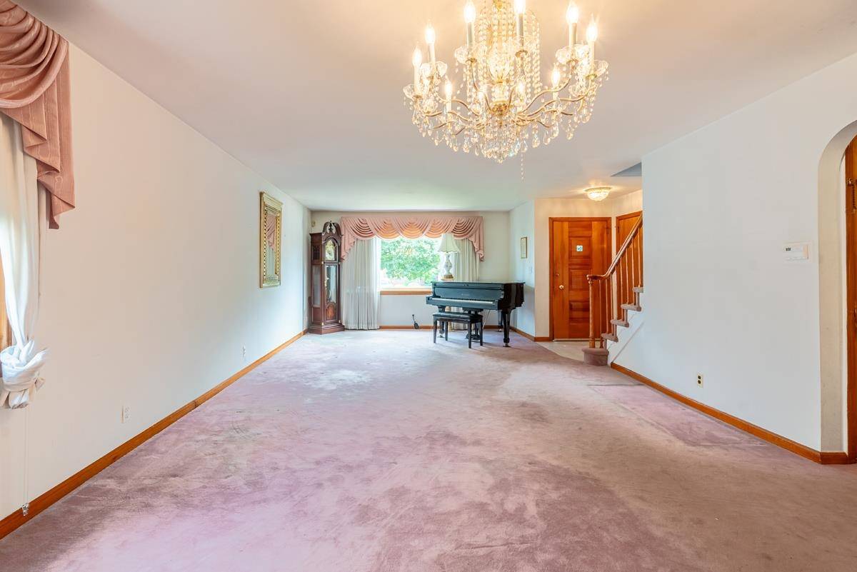 Secaucus, NJ 07094,14 ARN TERRACE