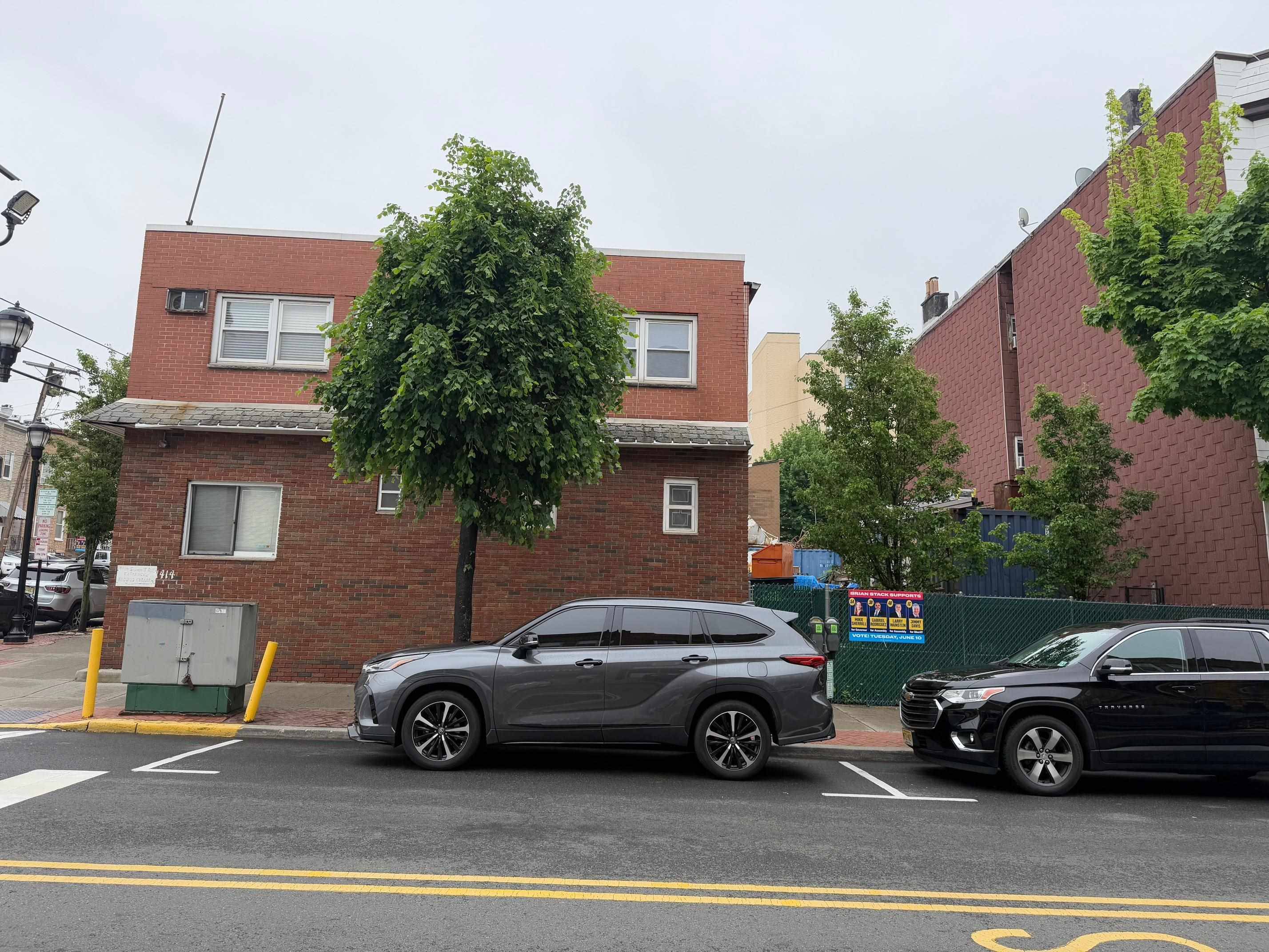 1414 -1412 SUMMIT AVE, Union City, NJ 99999-999