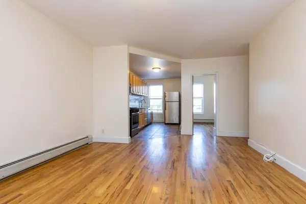Jc Downtown, NJ 07302,204 CHRISTOPHER COLUMBUS DR  #3
