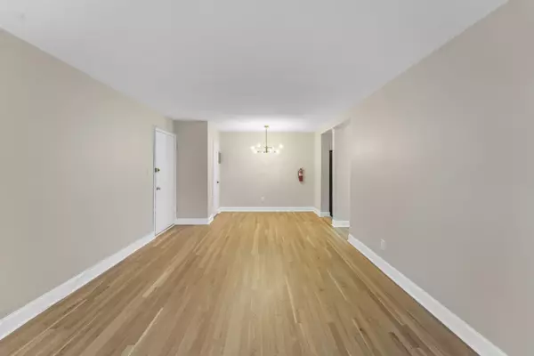 Jc Heights, NJ 07307,154 BOWERS ST  #2A