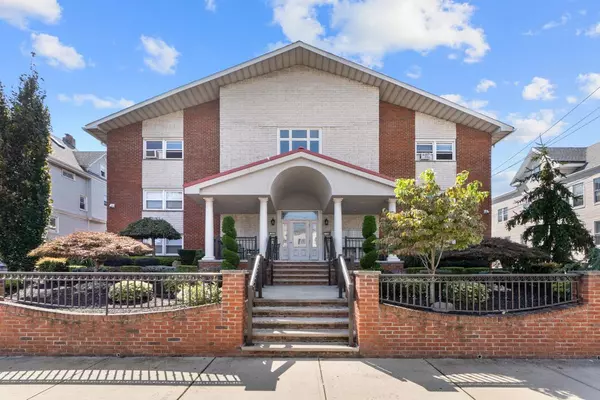 34 EAST 32ND ST #C8, Bayonne, NJ 07002