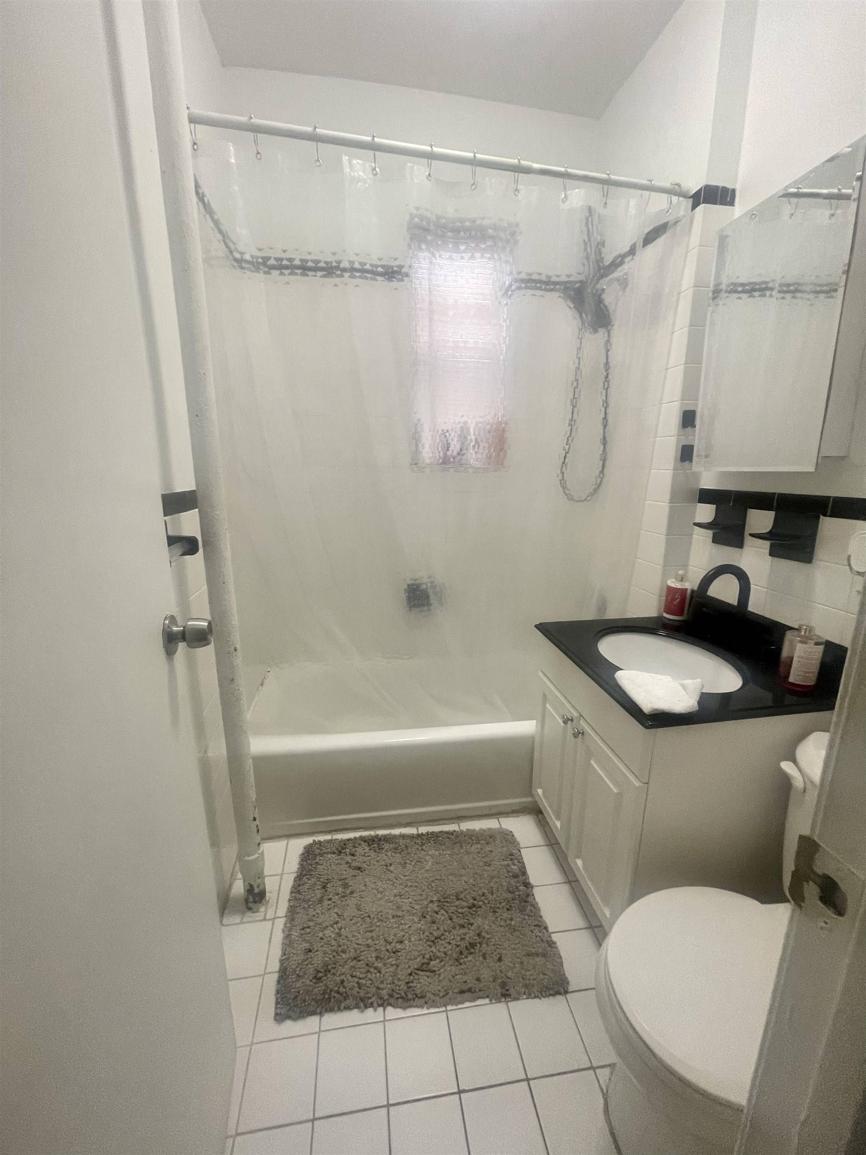 North Bergen, NJ 07047,9015 BERGENWOOD AVE  ##7