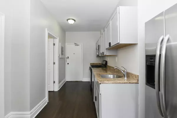 Union City, NJ 07087,1722 JOHN F KENNEDY BLVD  #37