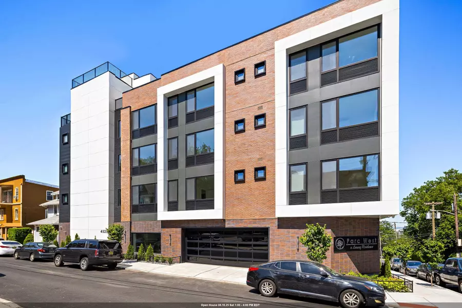 4525 BERGENWOOD AVE  #201, North Bergen, NJ 07047