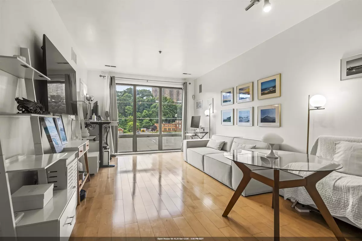 West New York, NJ 07093,24 AVENUE AT PORT IMPERIAL  #328
