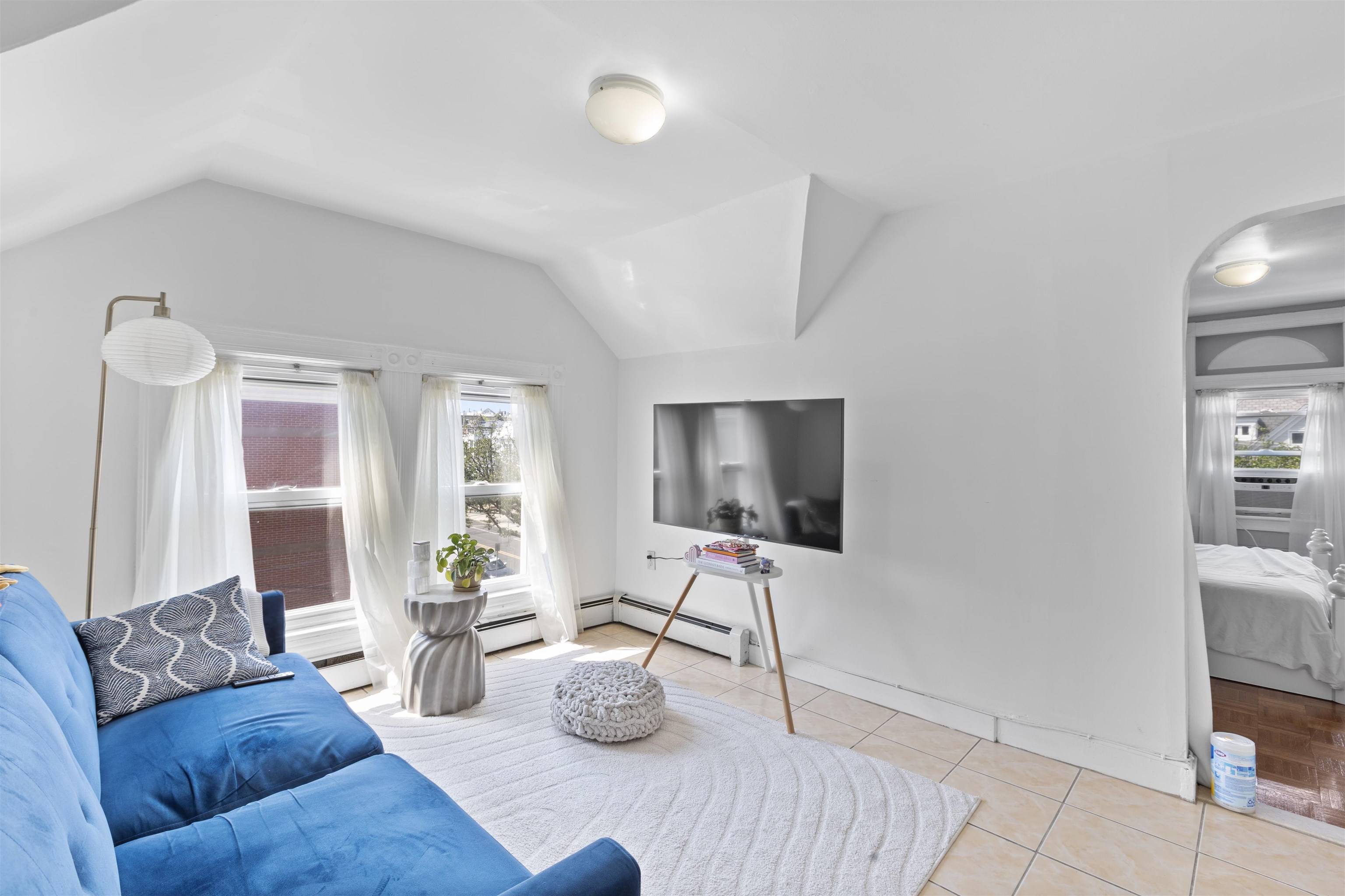 139 SHIPPEN ST  #3, Weehawken, NJ 07086