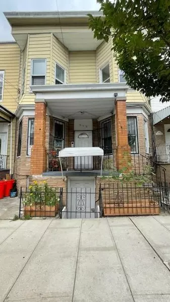 910 16TH ST  #4, Union City, NJ 07087