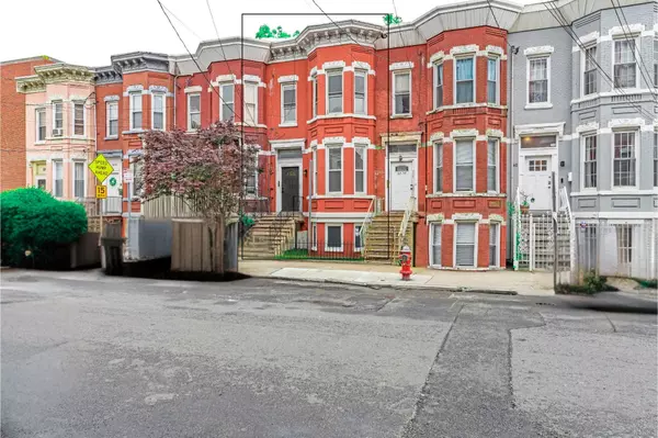Jc Bergen-lafayett, NJ 07304,64 OAK ST