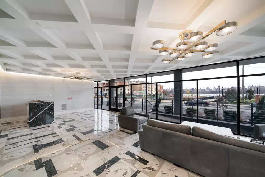 7101 RIVER RD  #106B, North Bergen, NJ 07047
