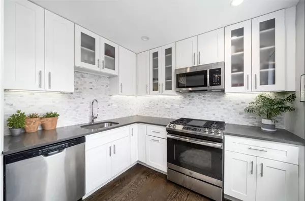 126 DELAWARE AVE #12, Jc Journal Square, NJ 07306