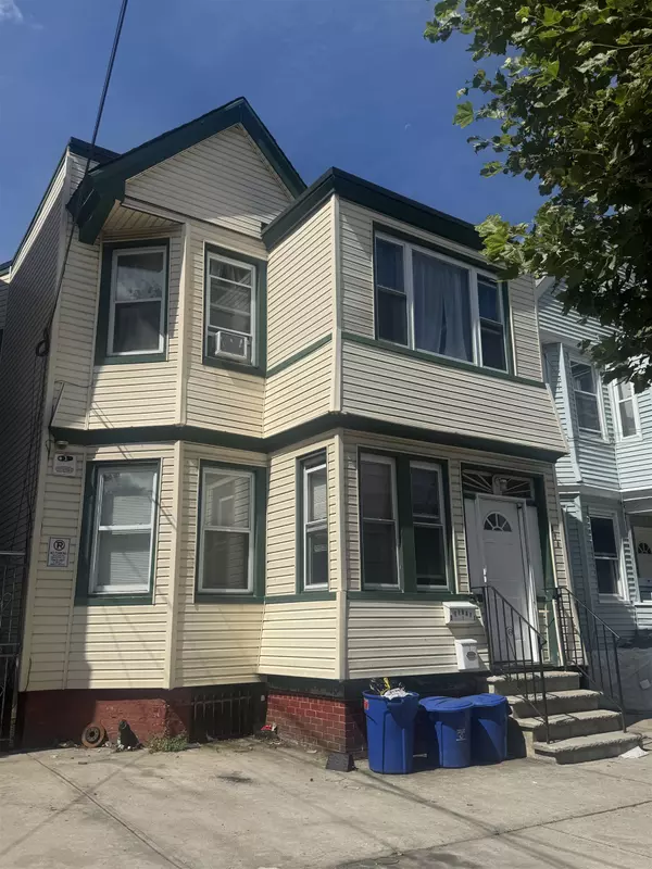 311 EGE AVE #2, Jc West Bergen, NJ 07304