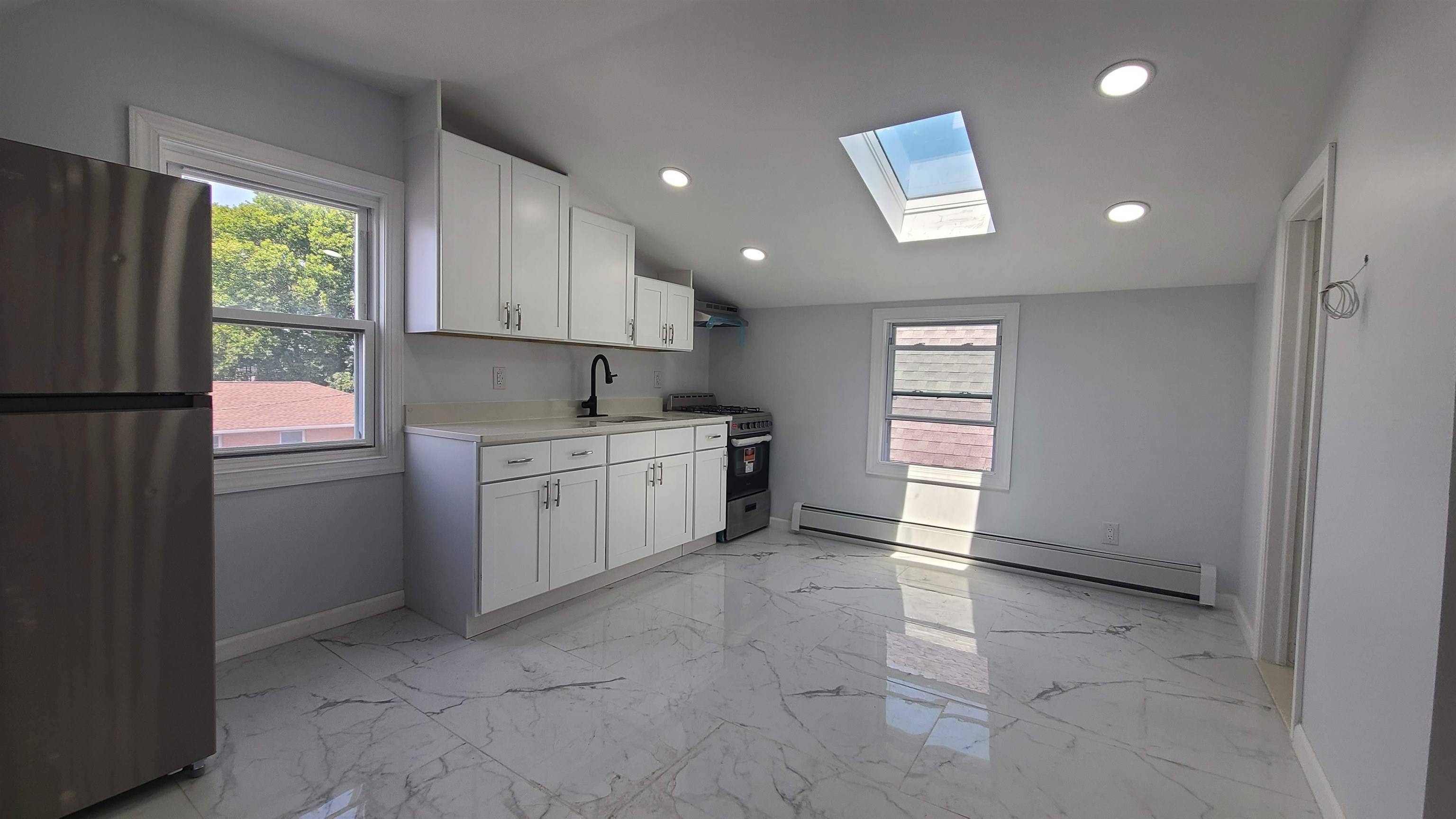 213 FOWLER AVE  #3, Jc Greenville, NJ 07305