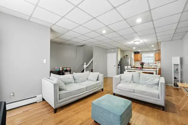 Jc Heights, NJ 07307,163 LINCOLN ST
