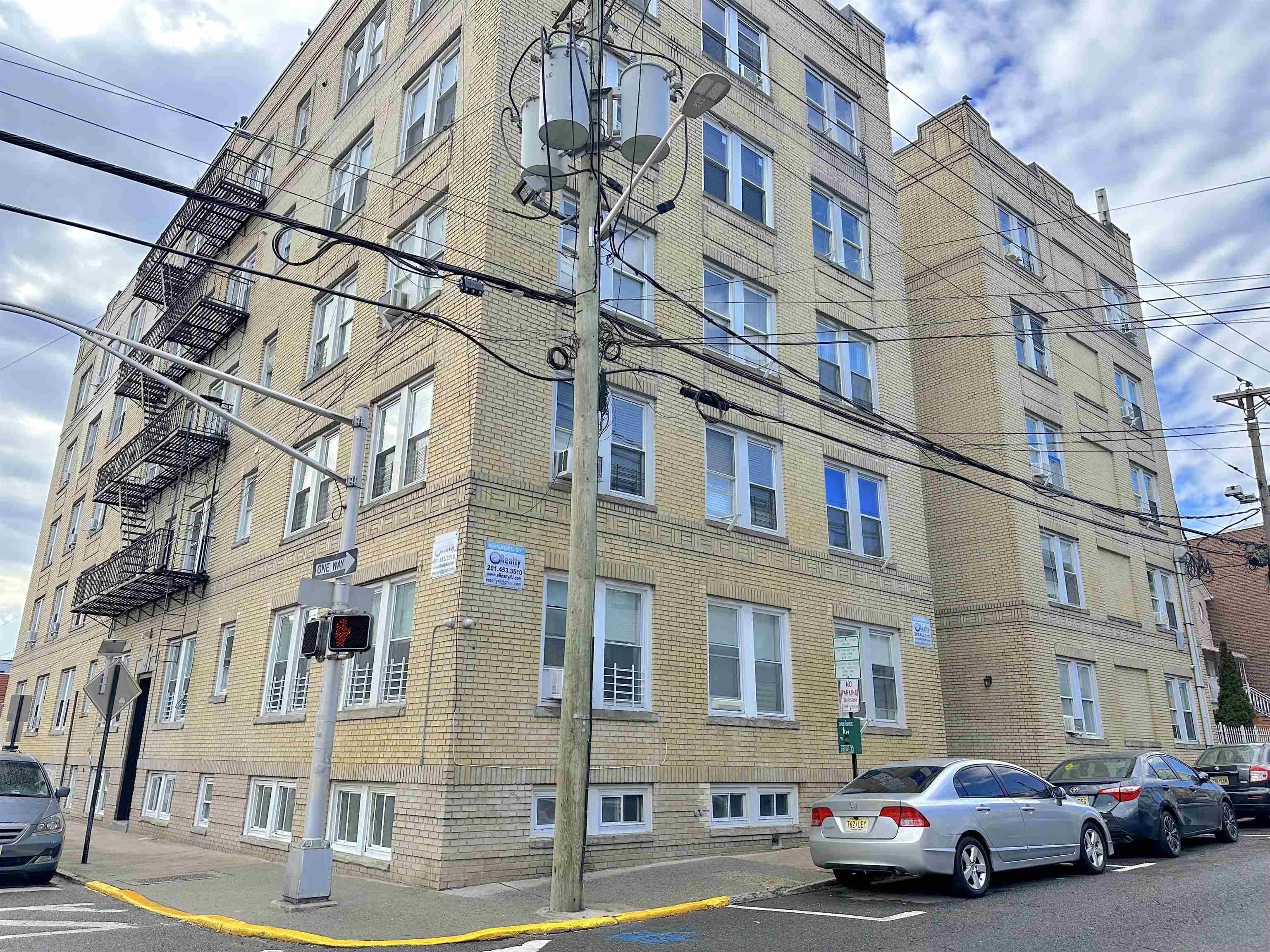 201 45TH ST  #C2, Union City, NJ 07087