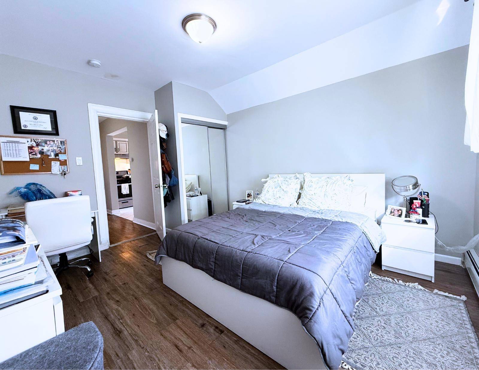Jc Bergen-lafayett, NJ 07305,162 CARTERET AVE  #3
