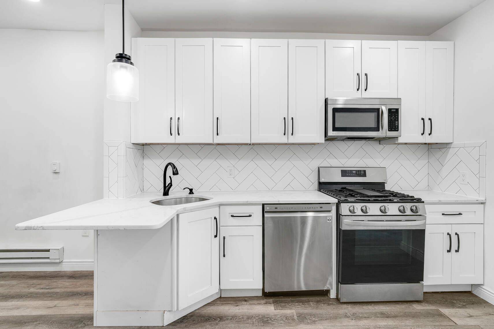 609 NEW YORK AVE  #2L, Union City, NJ 07087