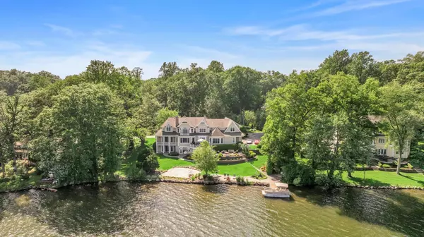 Wayne, NJ 07470,1118 PINES LAKE DR WEST