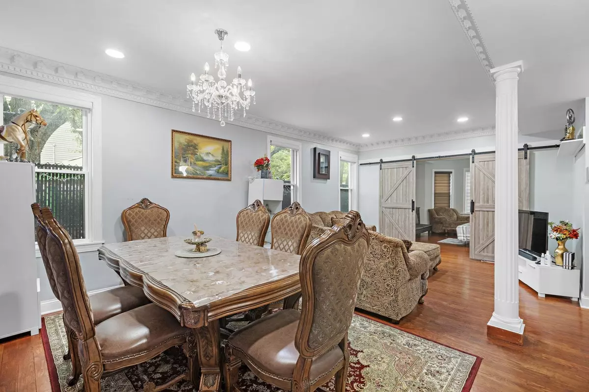 Weehawken, NJ 07086,217 HIGHWOOD AVE  #1
