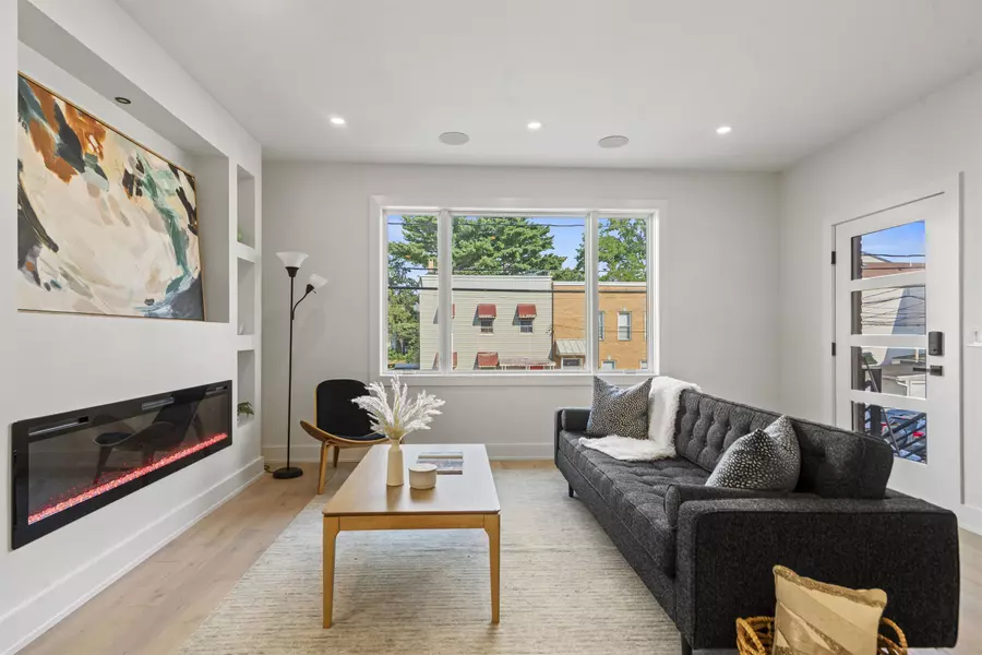 53 HANCOCK AVE  #1, Jc Heights, NJ 07307