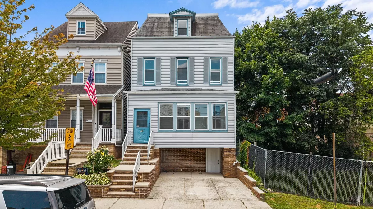 Bayonne, NJ 07002,10 EAST 45TH ST