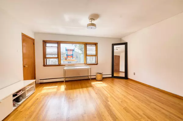Jc Bergen-lafayett, NJ 07304,17 MILLER ST  #2