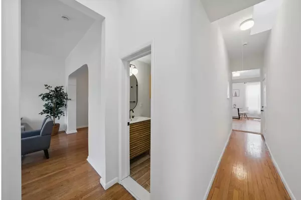 Union City, NJ 07087,3809 KENNEDY BLVD  #2nd Fl