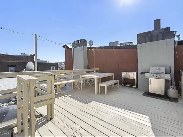Hoboken, NJ 07030,264 7TH ST  #3