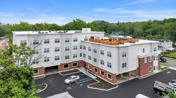 70 RIDGEDALE AVE  #203, Morristown Town, NJ 07960
